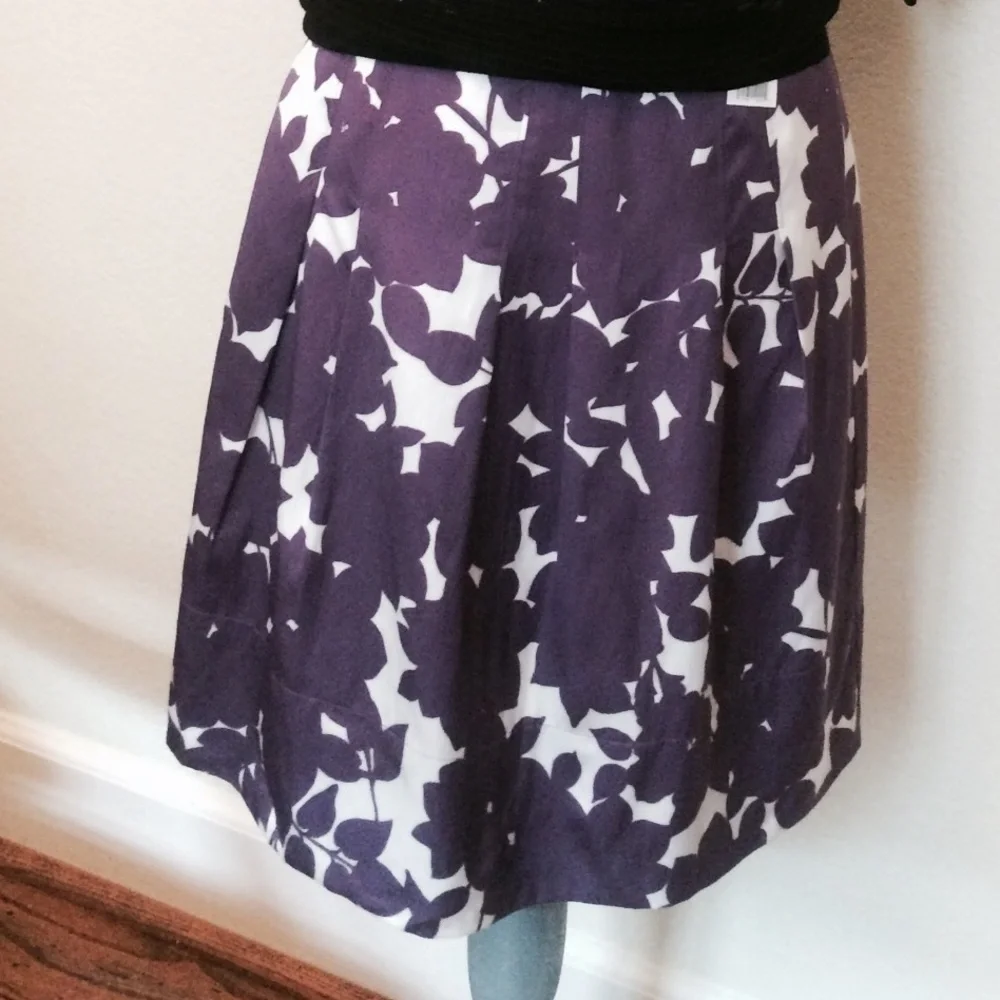 COPY - New - BR pretty purple silk skirt - Picture 3 of 3